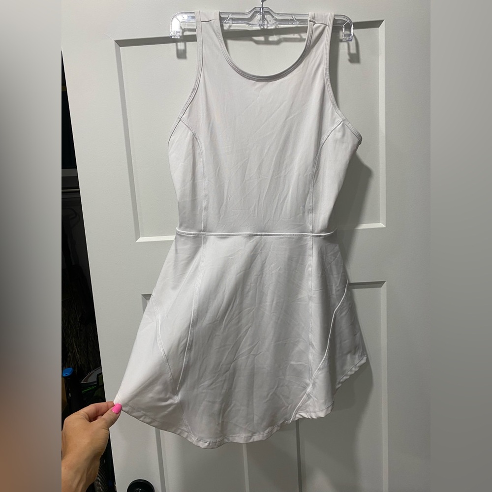 White Sleeveless Dress